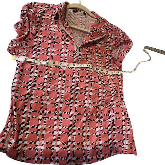 DKNY Golf Women’s Size Medium Pink Zebra Print SS Zip Polo Shirt Activewear Top - Picture 4 of 6